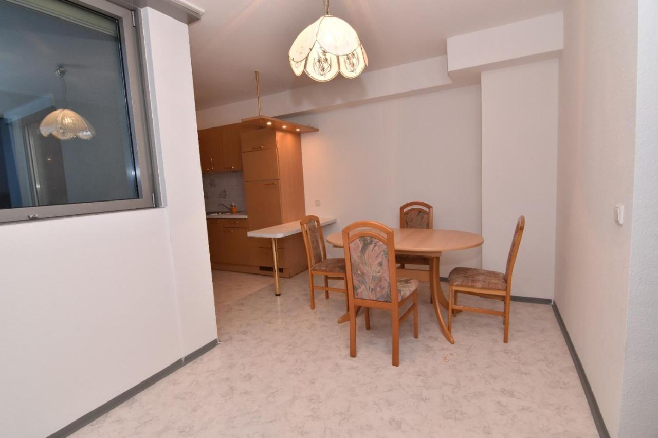 Modern Apartment At Vic Vienne Extérieur photo
